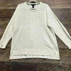 Preswick & Moore White Cream Cable Knit Sweater